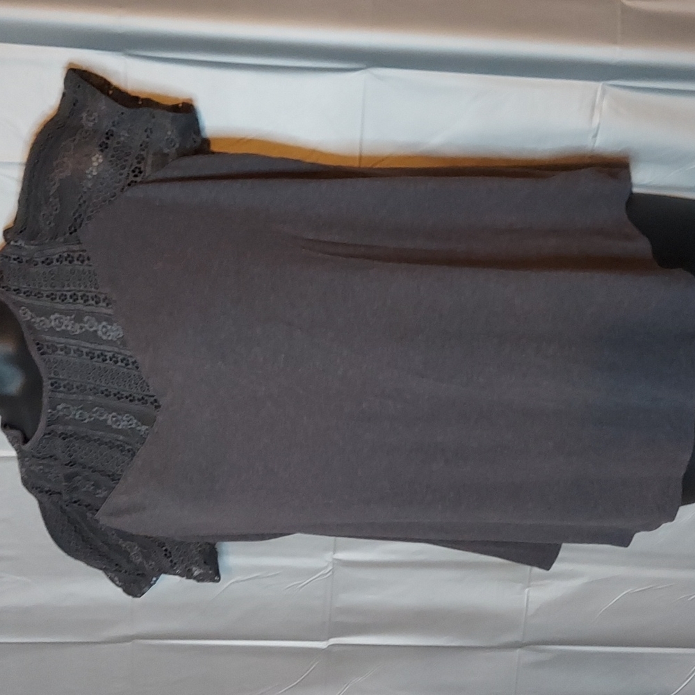 Torrid Gray Short Sleeves Shirt with Lace